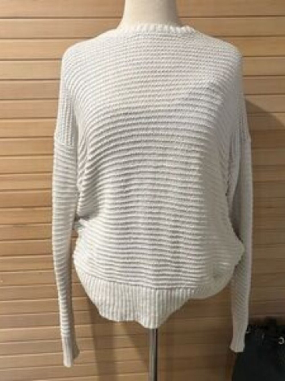 DKNY Womens Textured Cream Sweater‎